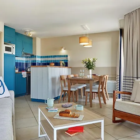 Pierre & Premium Le Coteau Et La Apart Otel Tréboul